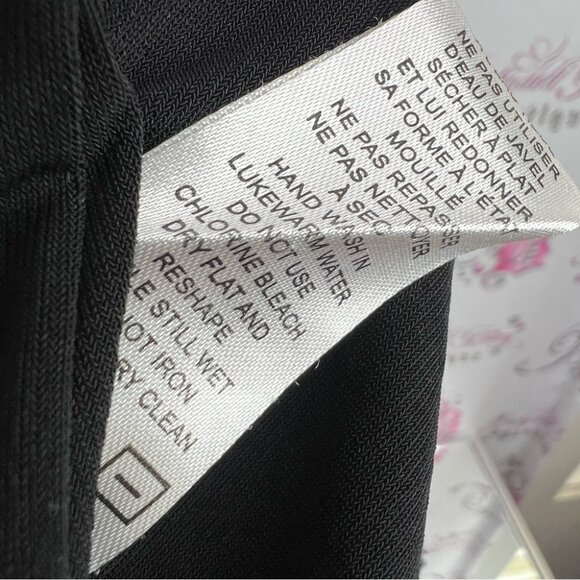 Reitmans tank top sparkly glitter flowers y2k scoop neck Black Floral Tank Top - Picture 5 of 6